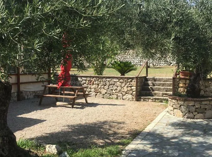 L'ulivo Bed and Breakfast